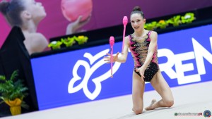 terranuova procelli alessia un clavette sfe06486a copia simone ferraro ph